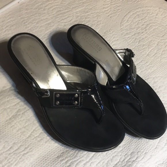 guess sierra wedge flip flop